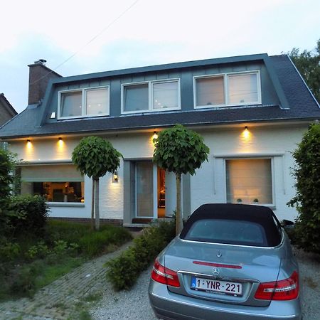Villa Maas & Kempen Maaseik Exteriör bild