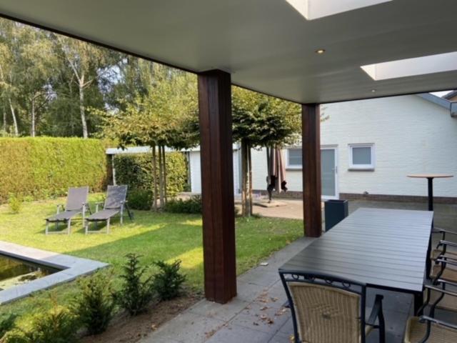 Villa Maas & Kempen Maaseik Exteriör bild