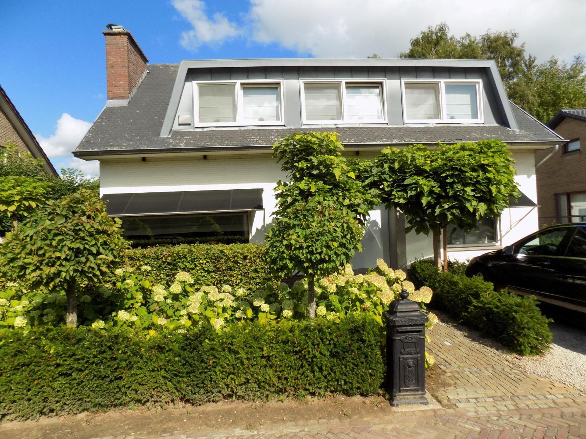 Villa Maas & Kempen Maaseik Exteriör bild